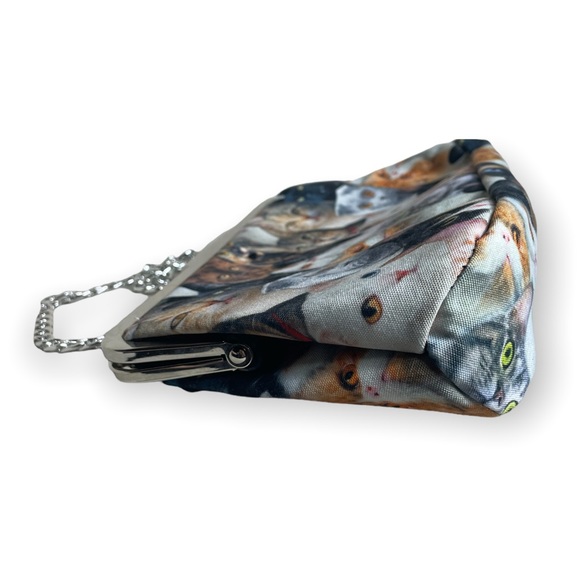 Cat Lady All Over Cat Face Collage Hand Bag With Chain - Picture 3 of 11